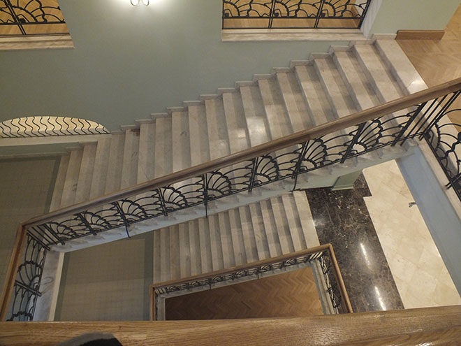 Химчистка мебели в Москве: искусство восстановления уюта